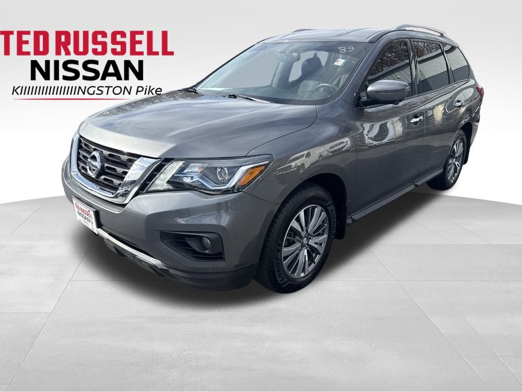 2020 Nissan Pathfinder SL's photo