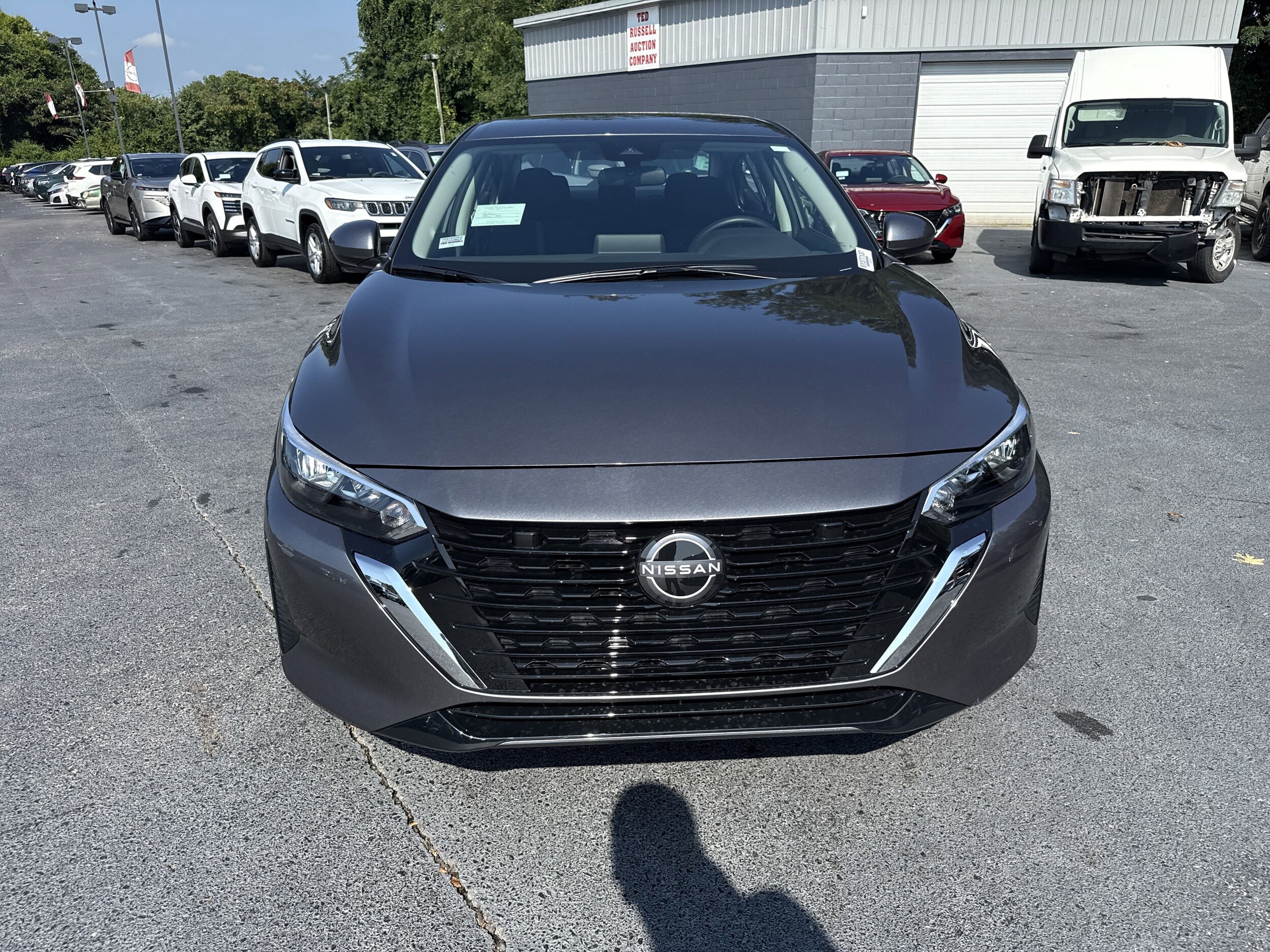 2025 Nissan Sentra SV photo 2