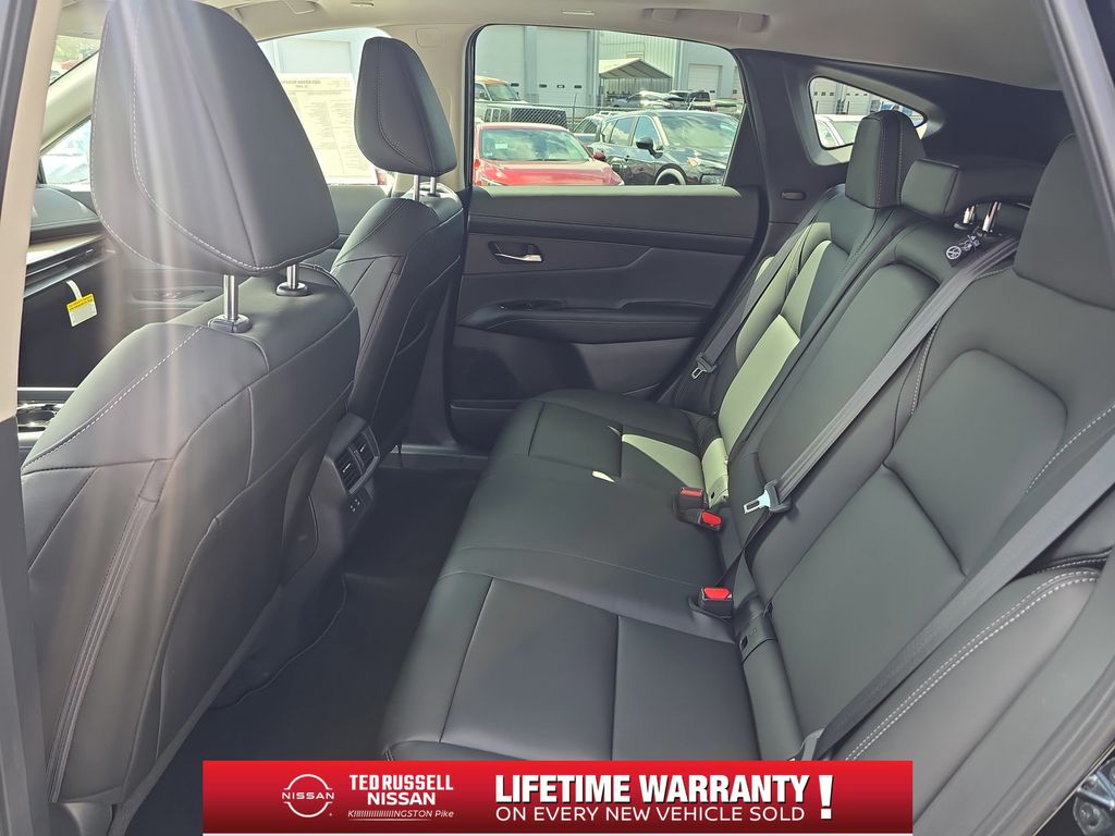 2025 Nissan Murano SL - Photo 16