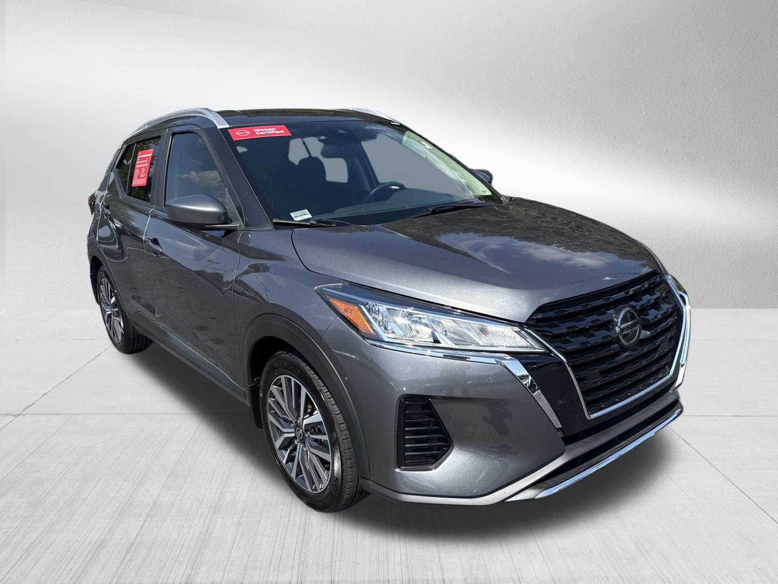 2021 Nissan Kicks SV photo 3