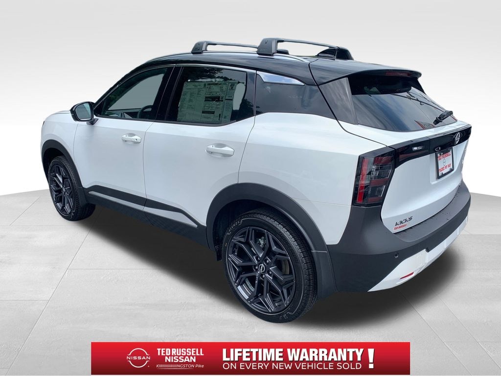 New 2026 Nissan Kicks SR SUV