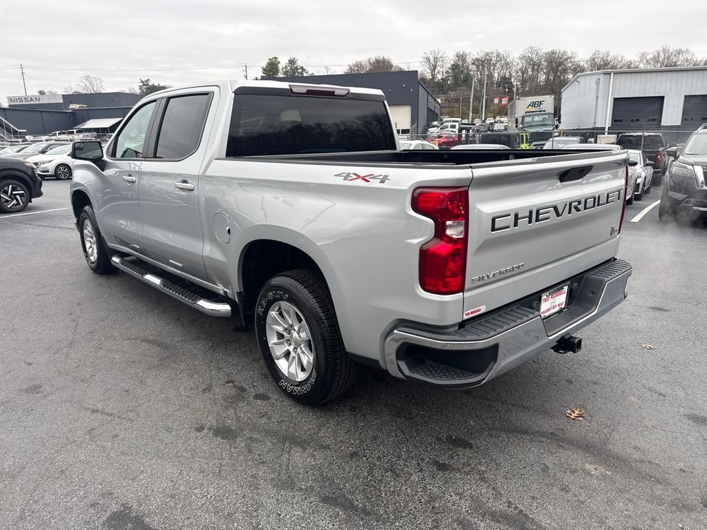 Used 2021 Chevrolet Silverado 1500 LT Truck