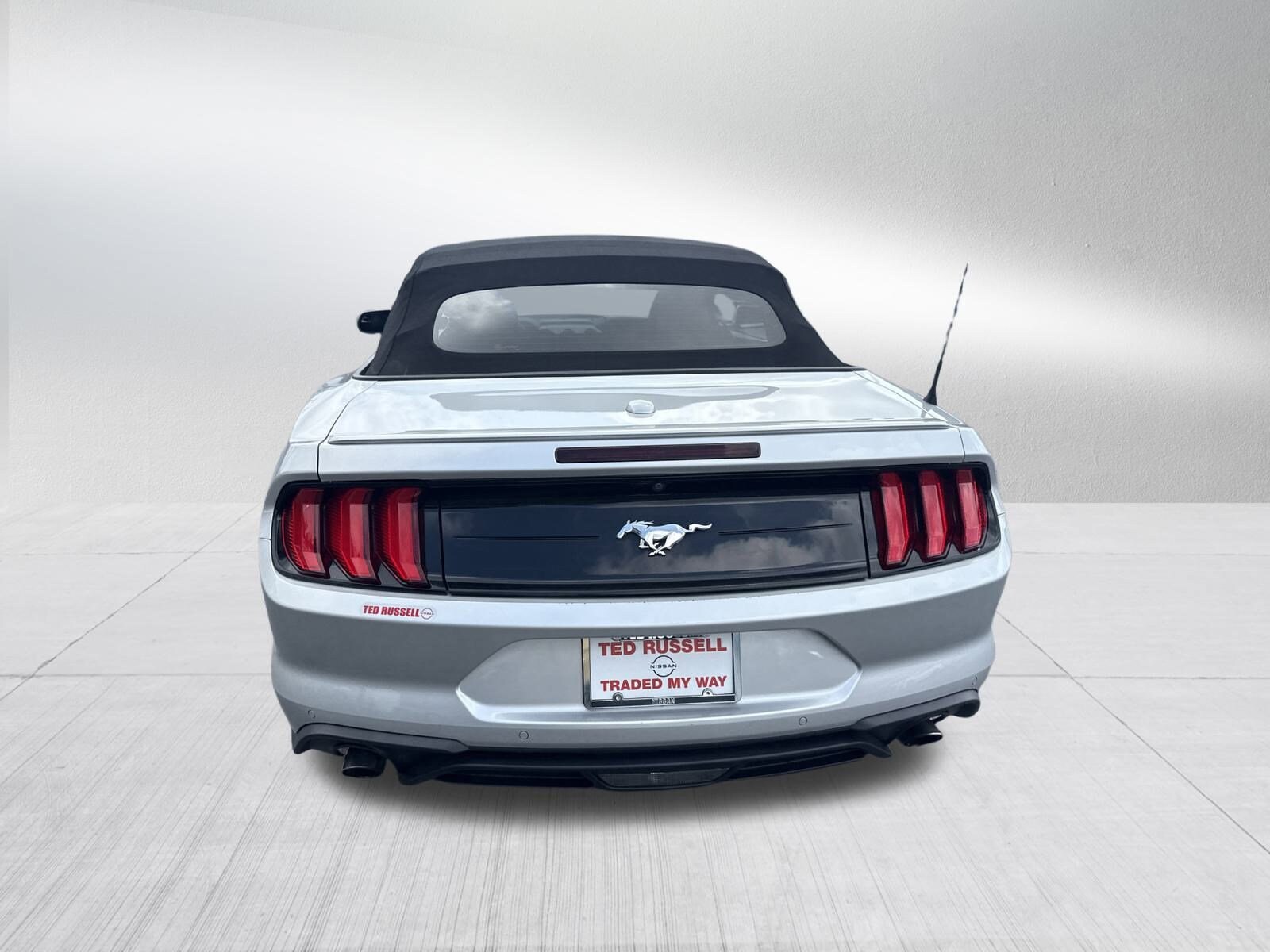 2019 Ford Mustang Convertible photo 4