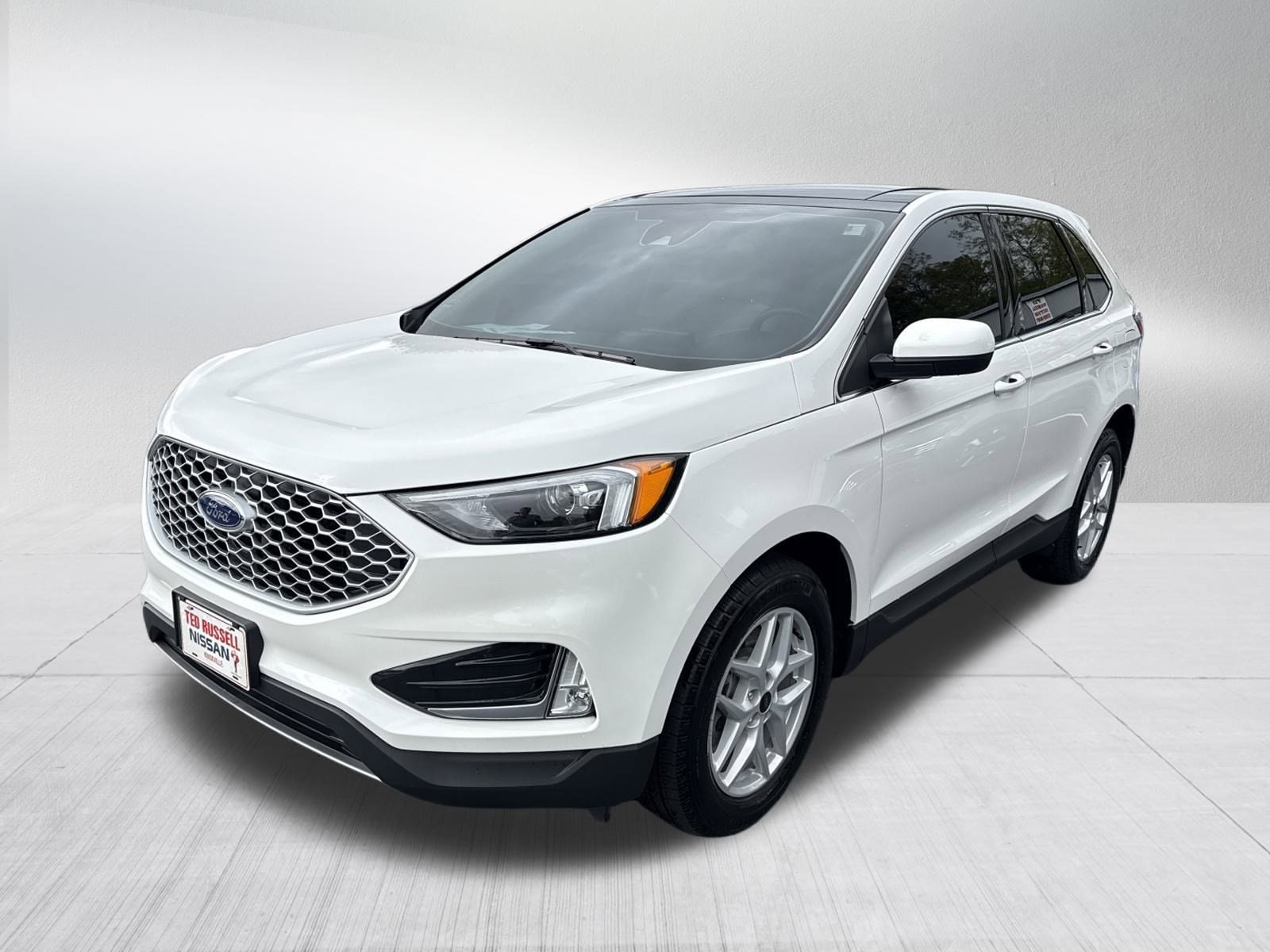 2024 Ford Edge SEL's photo