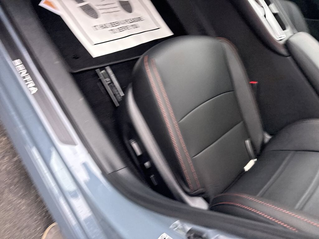 New 2025 Nissan Sentra SR Sedan