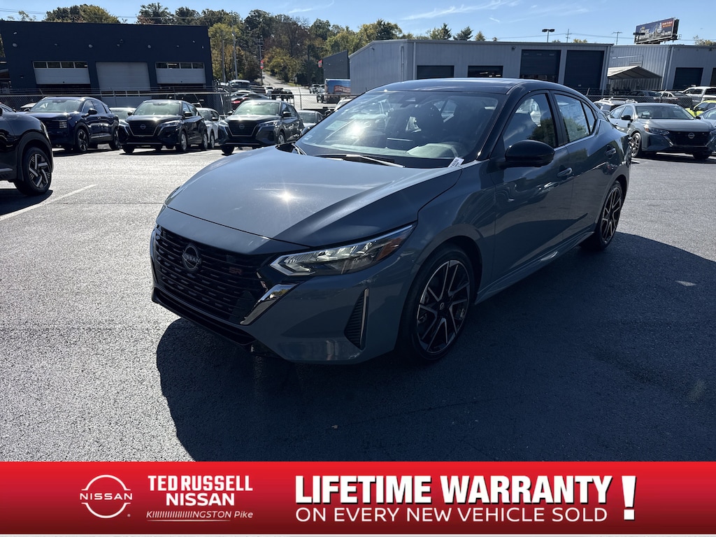 New 2025 Nissan Sentra SR Sedan