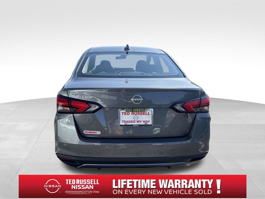 New 2025 Nissan Versa 1.6 SV Sedan