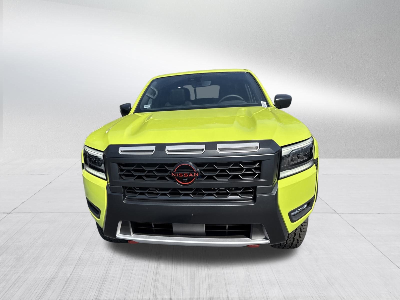2026 Nissan Frontier PRO-4X photo 2