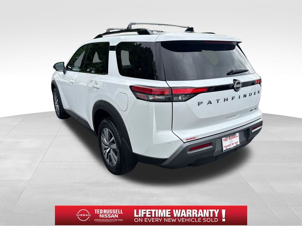 New 2026 Nissan Pathfinder SL SUV