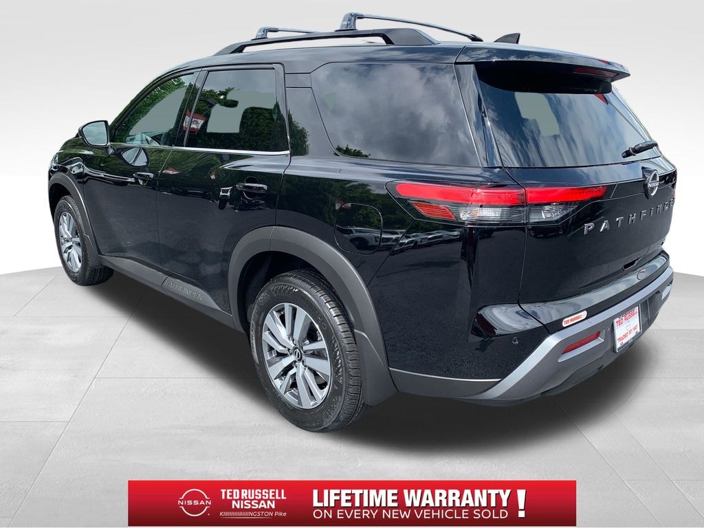 New 2026 Nissan Pathfinder SL SUV