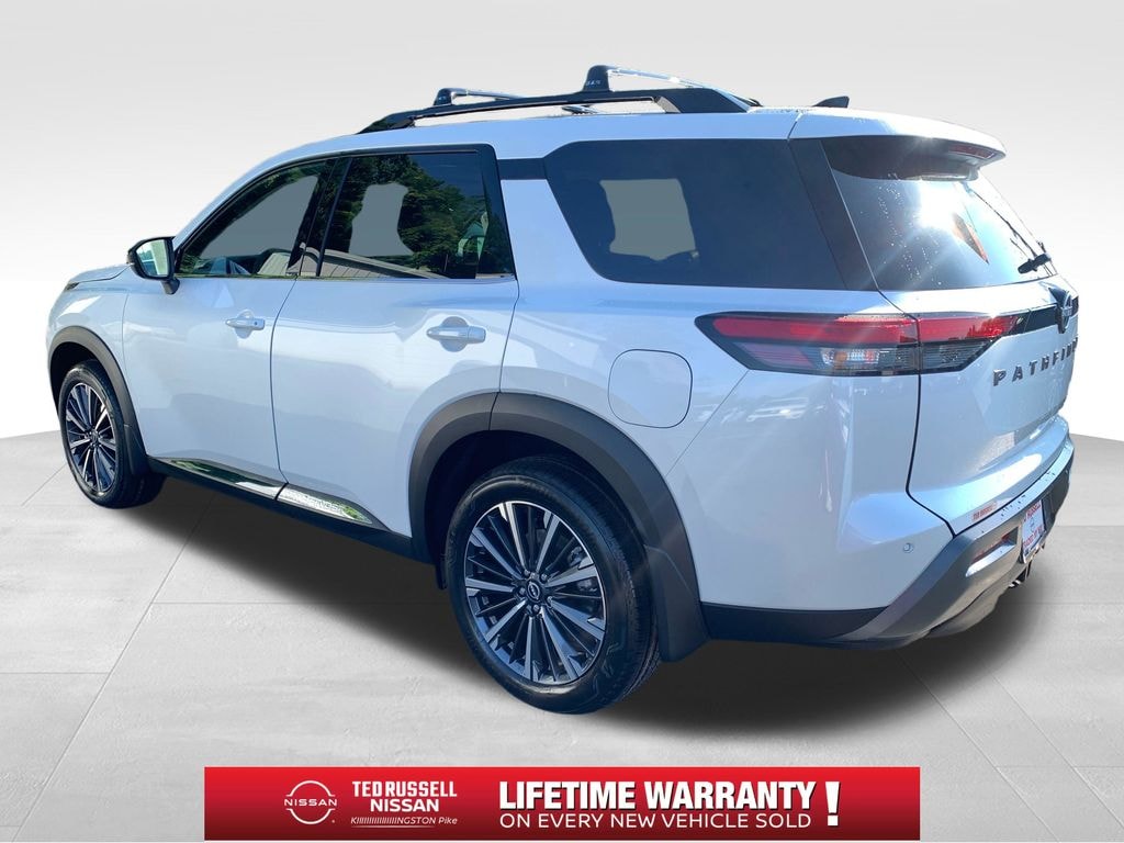 New 2026 Nissan Pathfinder Platinum SUV