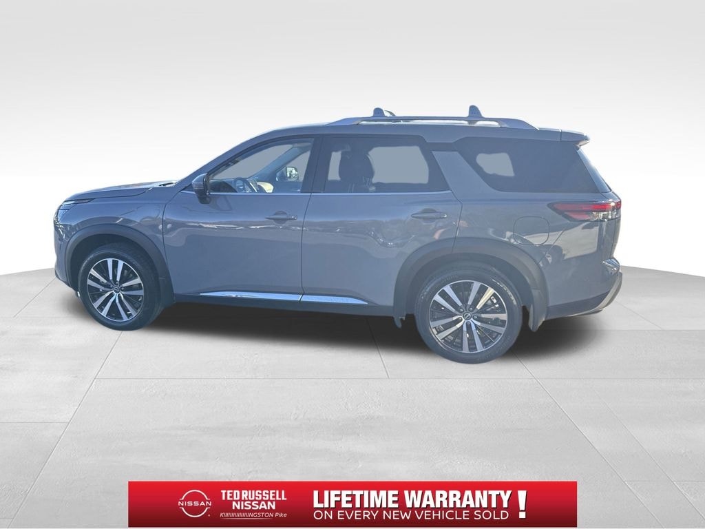 New 2025 Nissan Pathfinder Platinum SUV