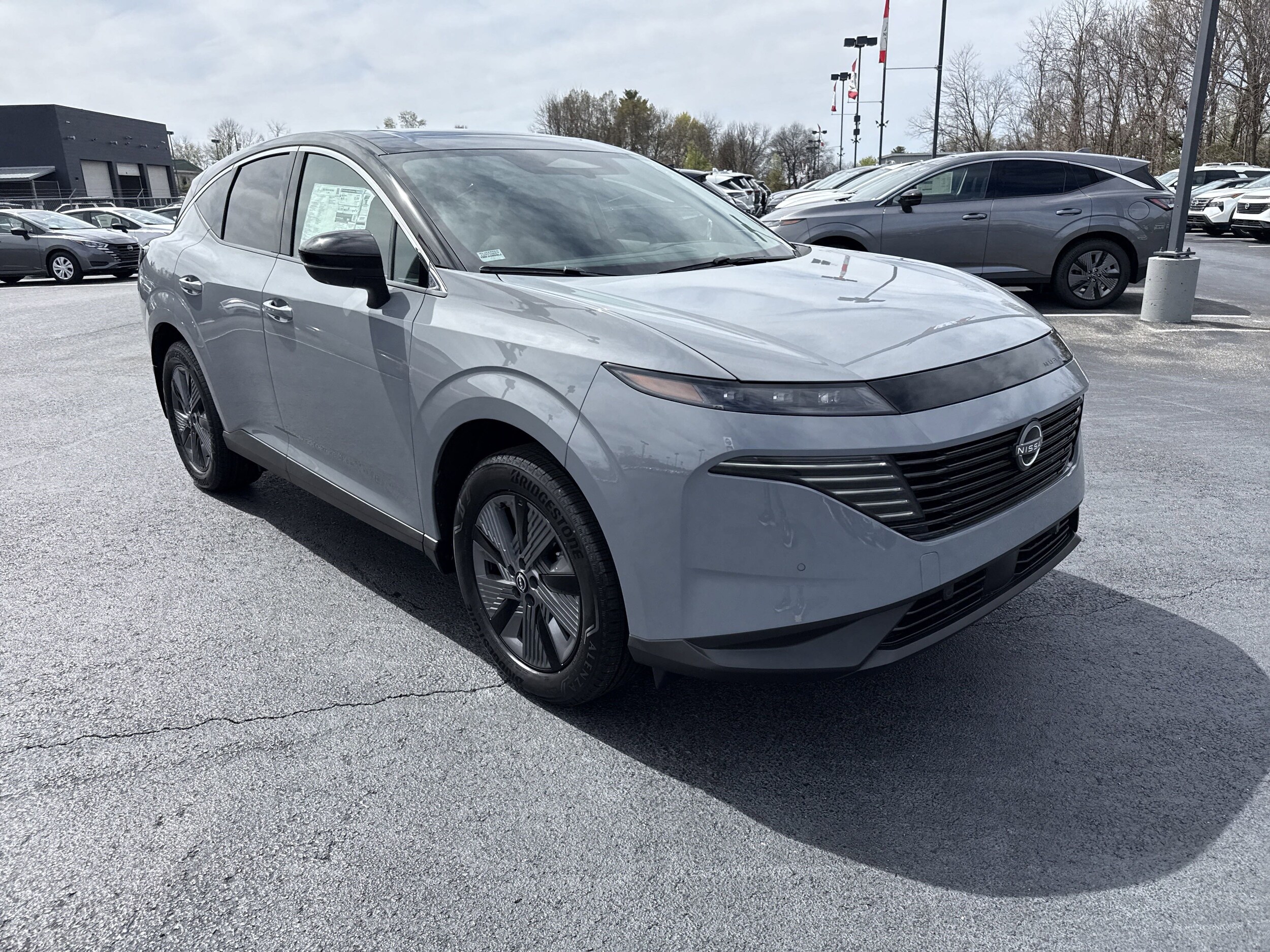 2025 Nissan Murano SL photo 3
