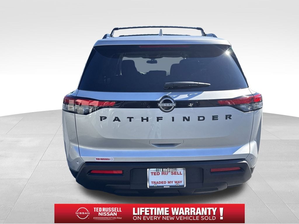 New 2025 Nissan Pathfinder SV SUV