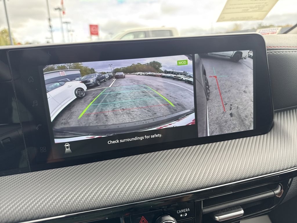 New 2026 Nissan Kicks SR SUV