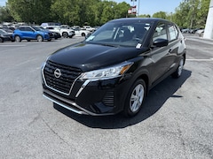 2025 Nissan Kicks Play S SUV