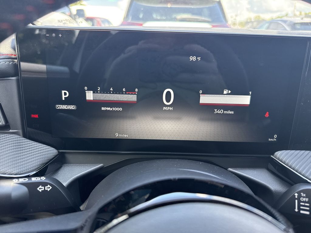 2025 Nissan Kicks SR - Photo 11