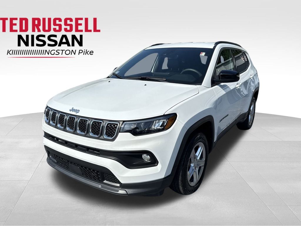 2024 Jeep Compass Latitude's photo