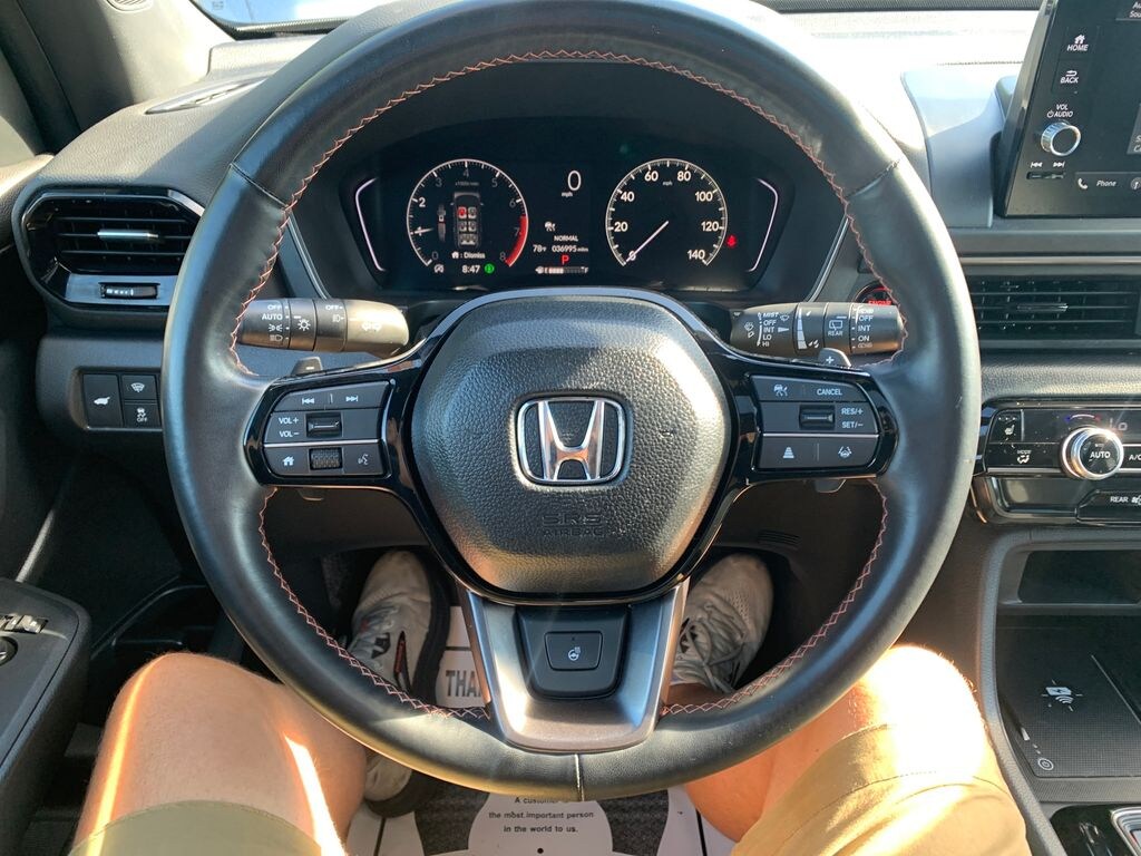 Used 2024 Honda Pilot TrailSport SUV