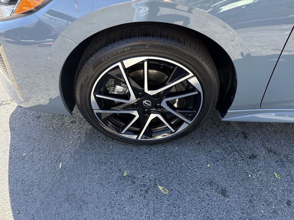 2025 Nissan Sentra SR - Photo 20