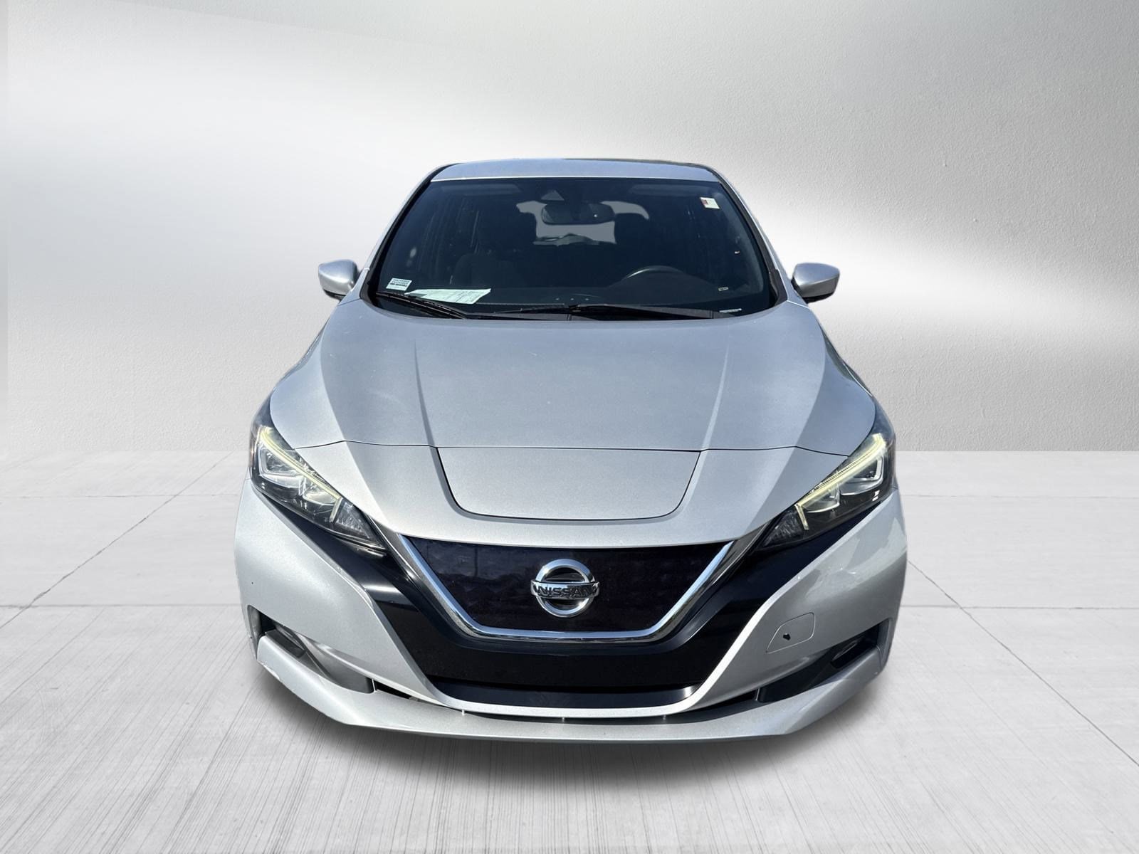Used 2018 Nissan LEAF SV with VIN 1N4AZ1CP8JC303476 for sale in Knoxville, TN