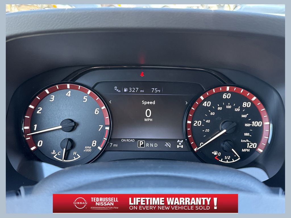 2026 Nissan Frontier PRO-4X's photo