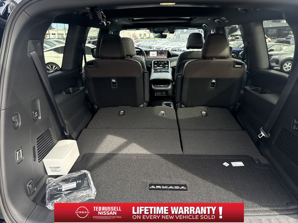 2026 Nissan Armada Platinum - Photo 19