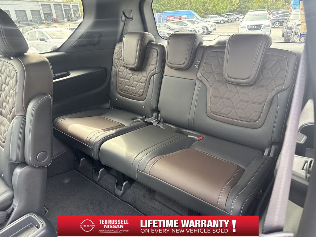 2026 Nissan Armada Platinum - Photo 28