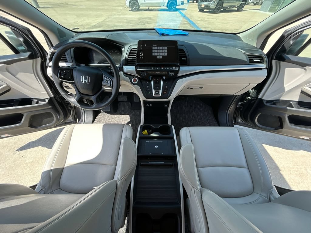 2025 Honda Odyssey EX-L - Photo 20