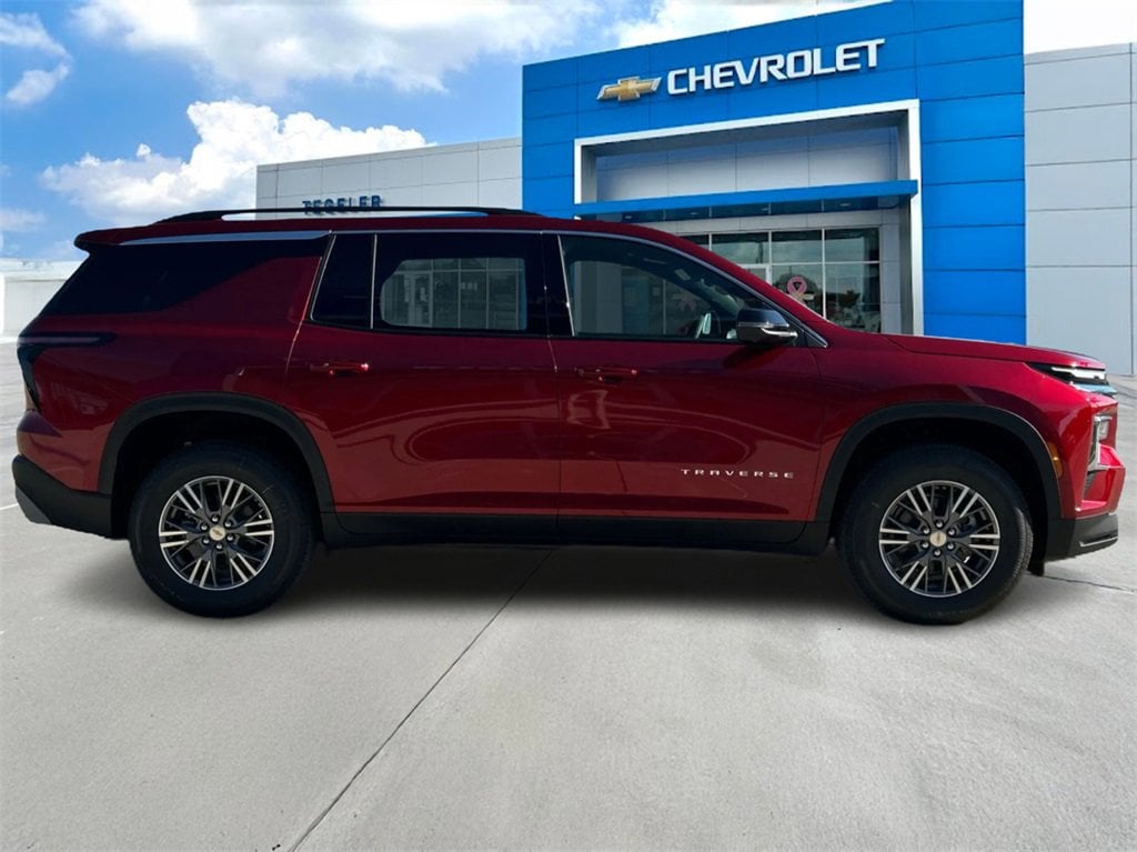 New 2026 Chevrolet Traverse LT SUV