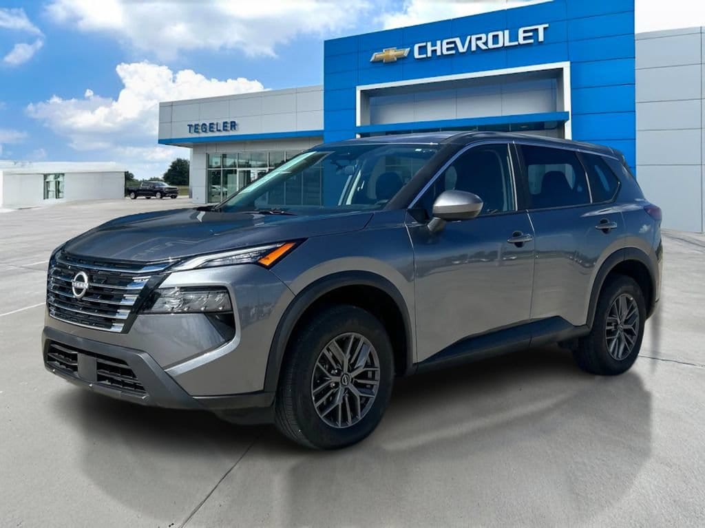Used 2026 Nissan Rogue SV