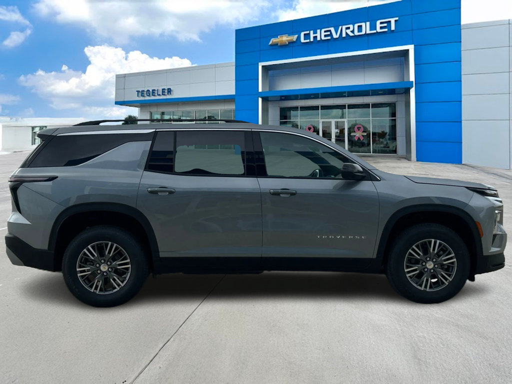 New 2026 Chevrolet Traverse LT SUV