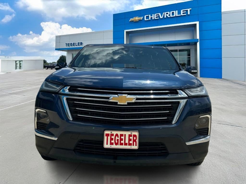 Used 2022 Chevrolet Traverse LT Cloth SUV