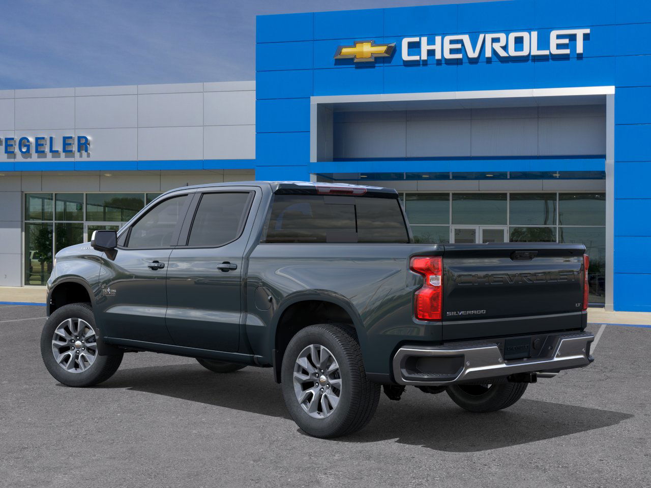 2026 Chevrolet Silverado 1500 LT Texas Edition photo 3