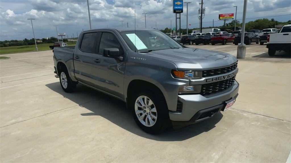 Used 2020 Chevrolet Silverado 1500 Custom with VIN 1GCPWBEHXLZ183981 for sale in Sealy, TX