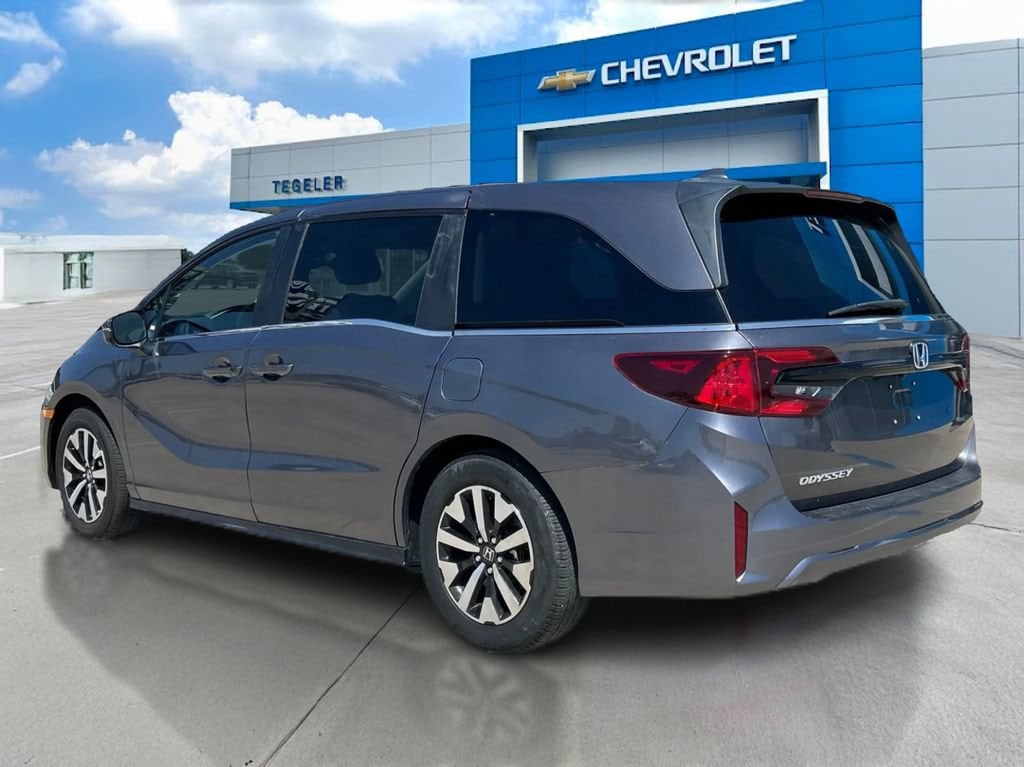 2025 Honda Odyssey EX-L - Photo 7
