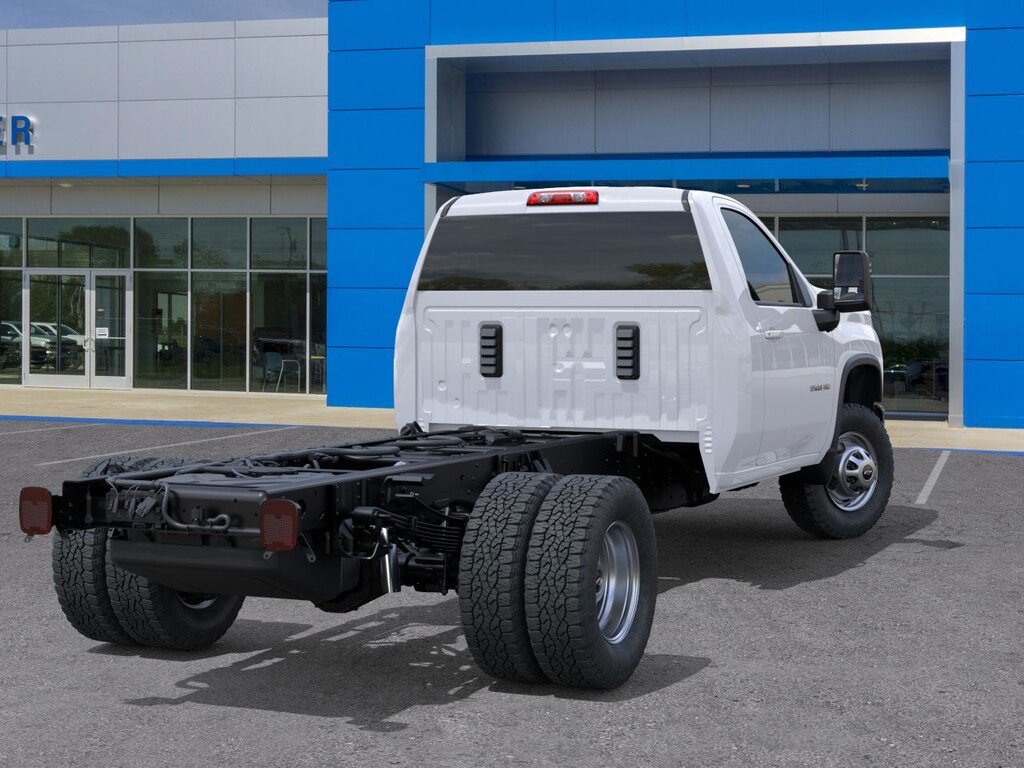 New 2026 Chevrolet Silverado 3500 HD Chassis Cab Work Truck Truck