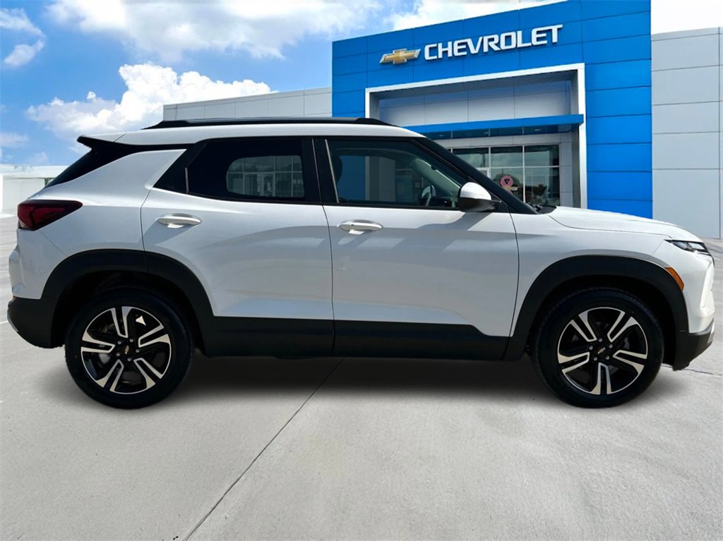 2026 Chevrolet Trailblazer LT photo 4
