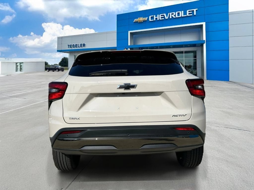 2026 Chevrolet Trax Activ - Photo 6