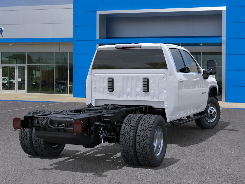 New 2026 Chevrolet Silverado 3500 HD Chassis Cab Work Truck Truck