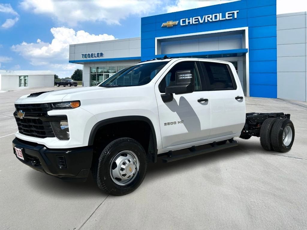 New 2026 Chevrolet Silverado 3500 HD Chassis Cab Work Truck Truck