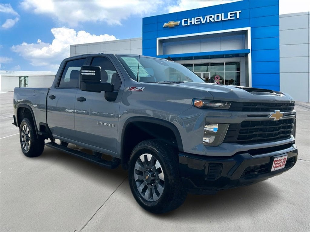 Used 2024 Chevrolet Silverado 2500 HD Custom Truck