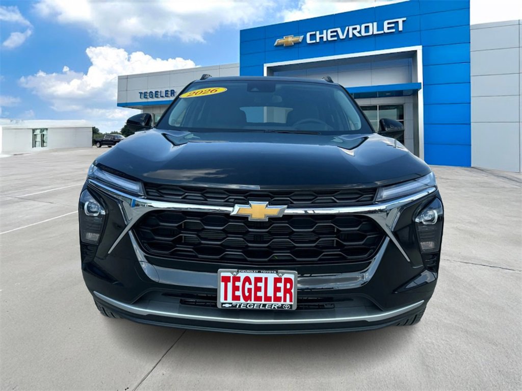 2026 Chevrolet Trax LT photo 2