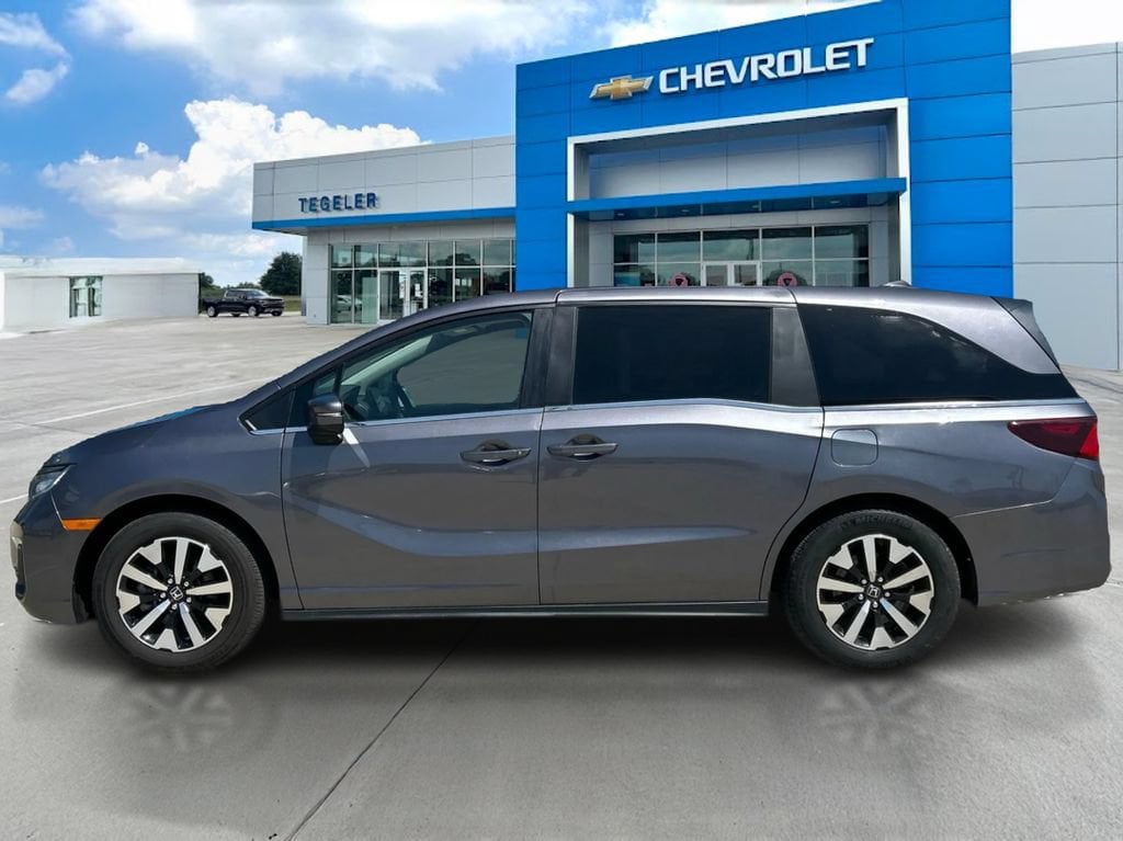 2025 Honda Odyssey EX-L - Photo 8