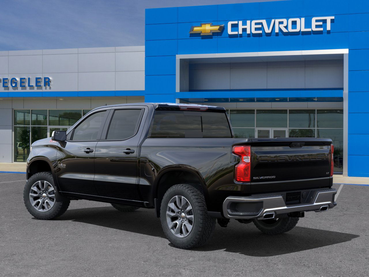 2025 Chevrolet Silverado 1500 LT photo 3