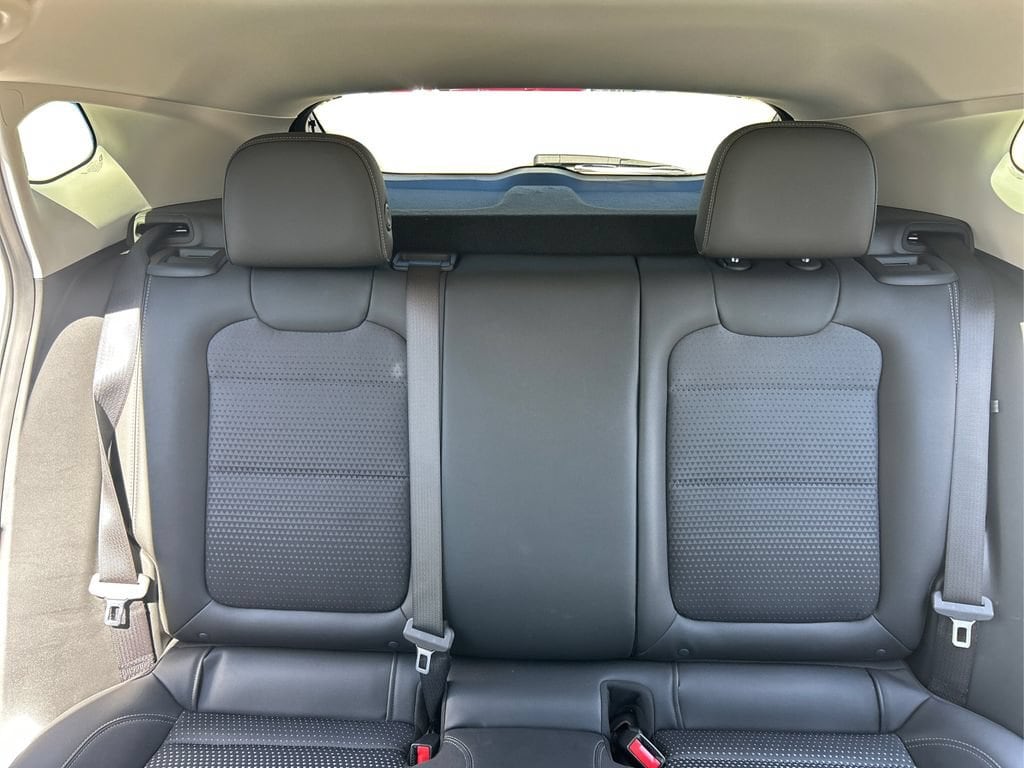 2025 Chevrolet Trax LT - Photo 14