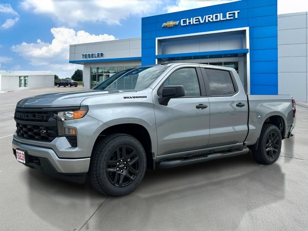 New 2026 Chevrolet Silverado 1500 Custom Truck