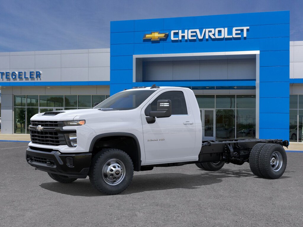 New 2026 Chevrolet Silverado 3500 HD Chassis Cab Work Truck Truck