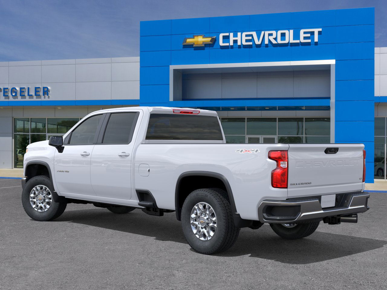 2026 Chevrolet Silverado 3500HD LT photo 3
