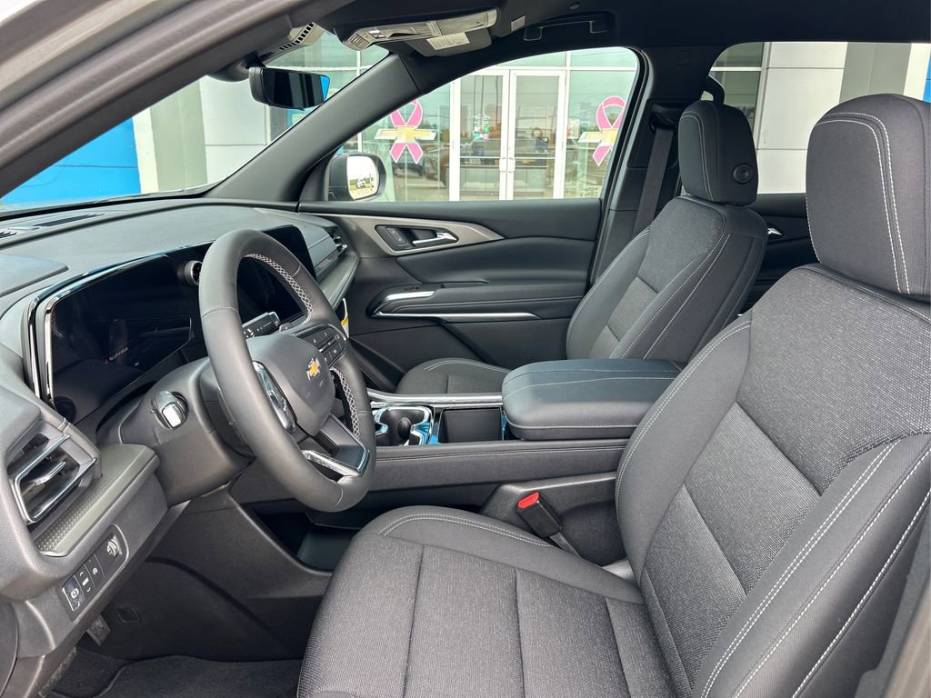2026 Chevrolet Traverse LT - Photo 9